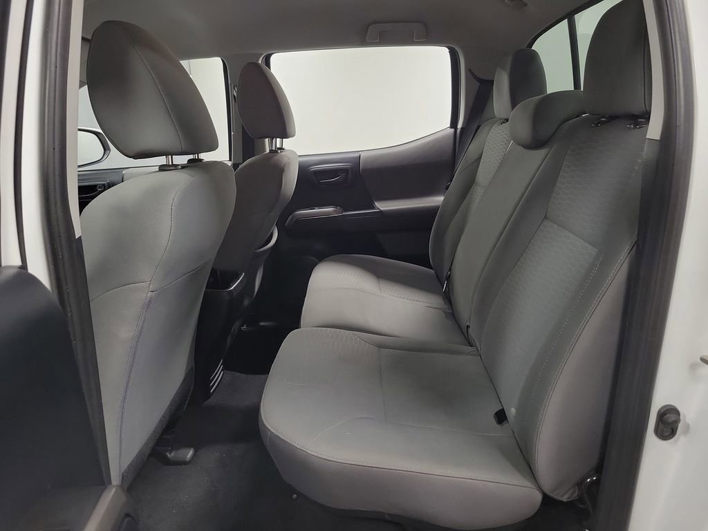 Used 2016 Toyota Tacoma SR5 w/ SR5 Appearance Package (SN) AWD/4WD image 22