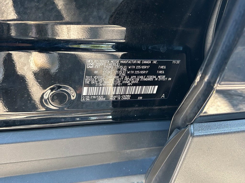 Used 2021 Toyota RAV4 XLE w/ Convenience Package FWD image 44