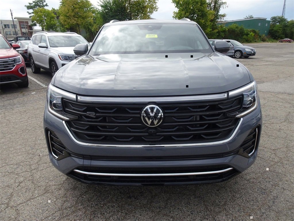 New 2024 Volkswagen Atlas Cross Sport SEL Premium R-Line image 8