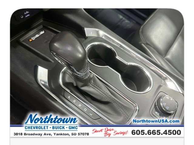 Used 2021 Chevrolet Traverse High Country image 24