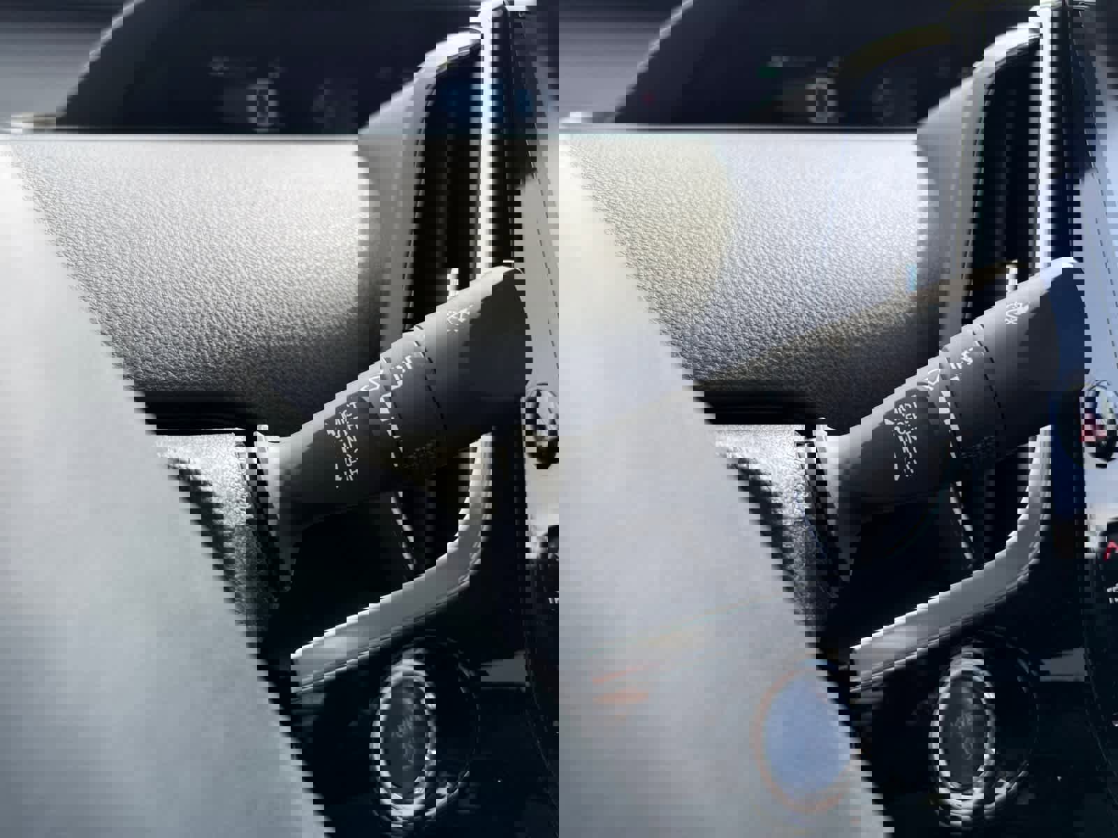 Used 2020 Toyota Prius Prime XLE image 19