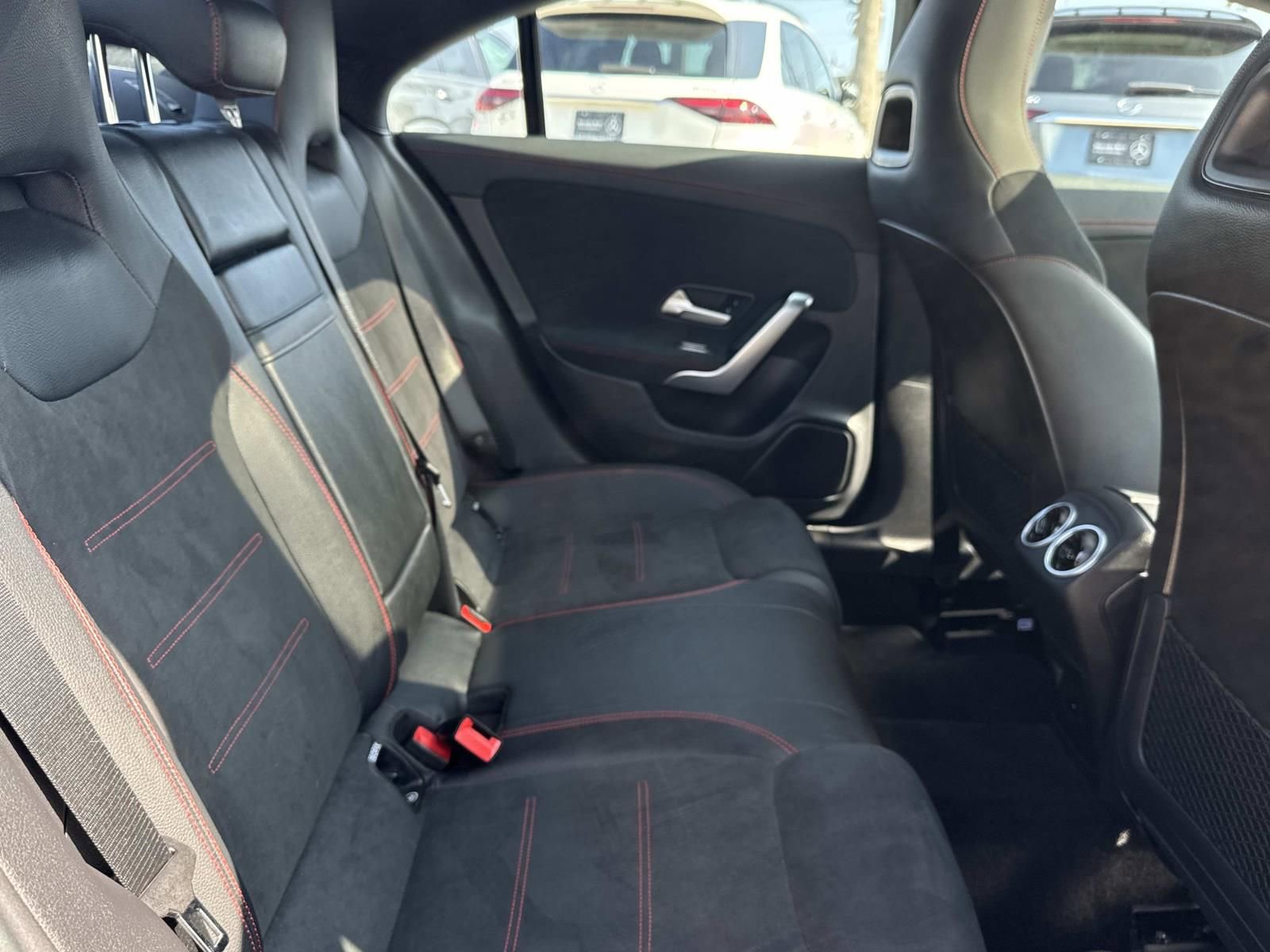 Used 2023 Mercedes-Benz CLA 250 image 9