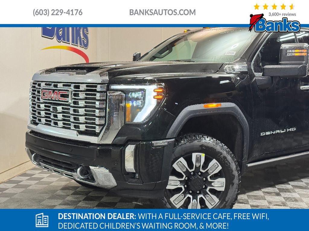 New 2026 GMC Sierra 2500 Denali w/ Denali Reserve Package image 3