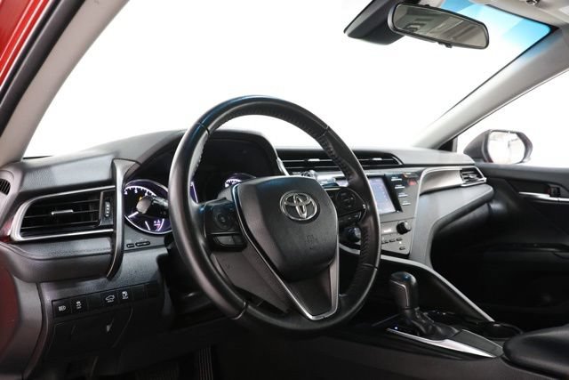 Used 2019 Toyota Camry SE FWD image 15
