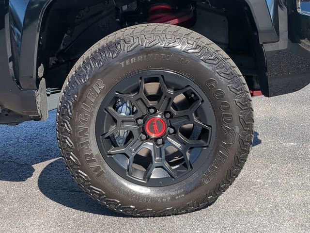 Used 2025 Toyota Tacoma TRD Pro image 11