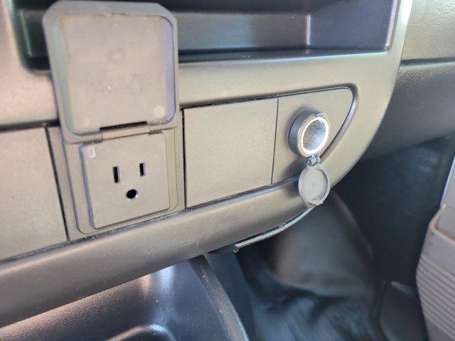 Used 2017 Chevrolet Express 2500 image 27