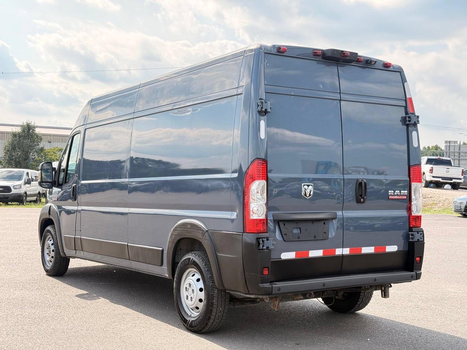 Used 2019 RAM ProMaster 2500 FWD image 9