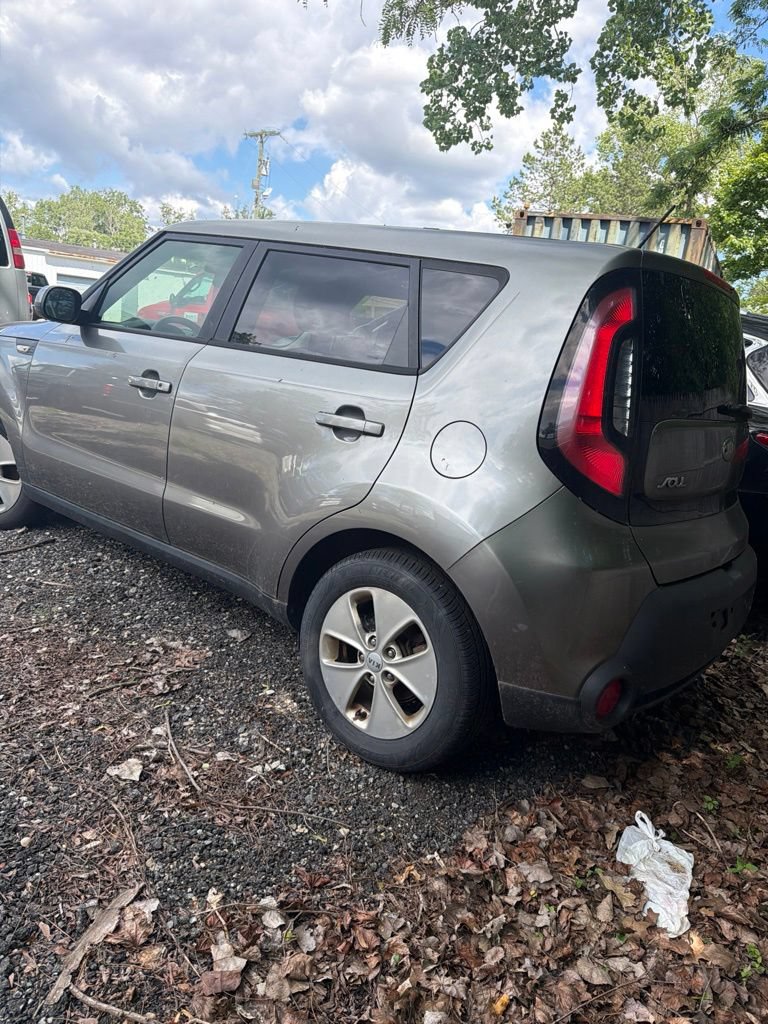 Used 2014 Kia Soul FWD image 4