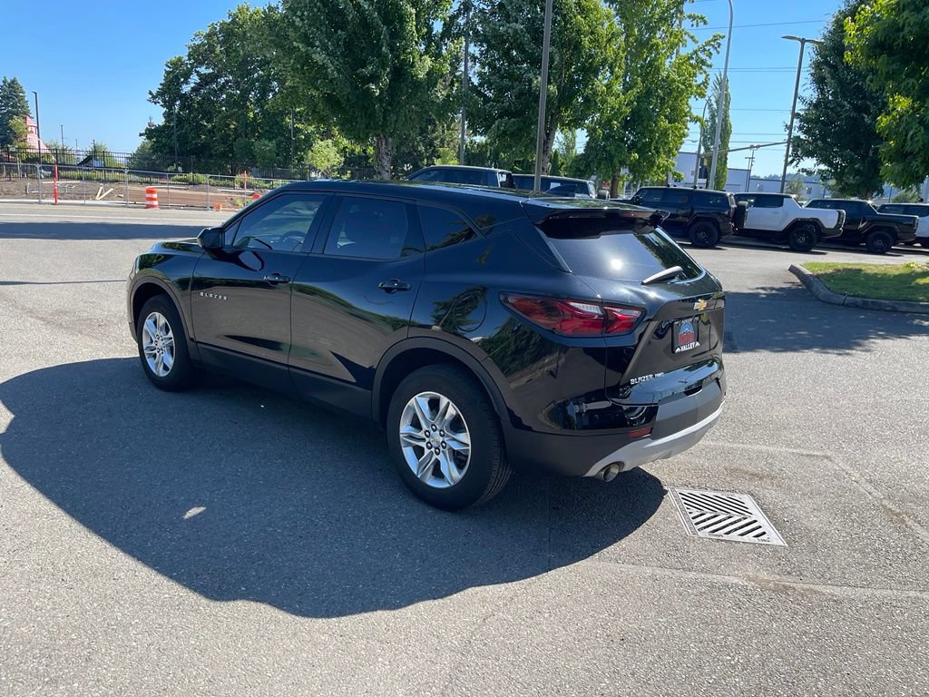 Used 2021 Chevrolet Blazer LT AWD/4WD image 3