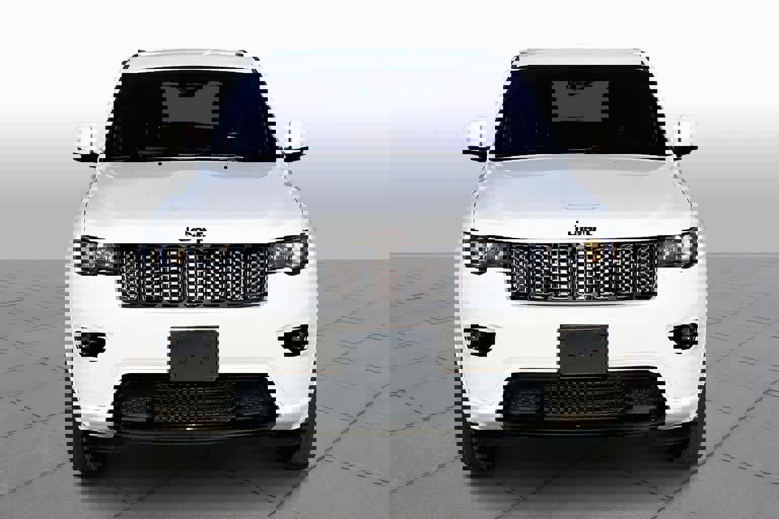 Used 2021 Jeep Grand Cherokee Laredo X image 3