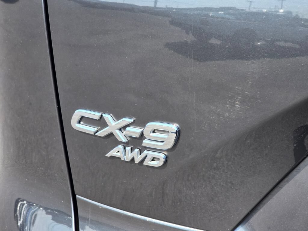 Used 2018 MAZDA CX-9 Touring AWD/4WD image 14