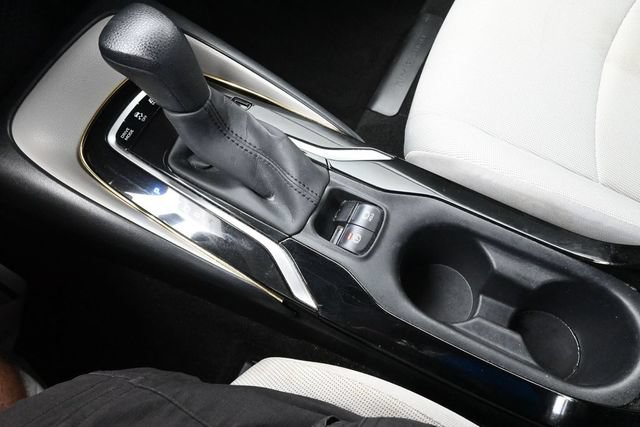 Used 2022 Toyota Corolla LE FWD image 38