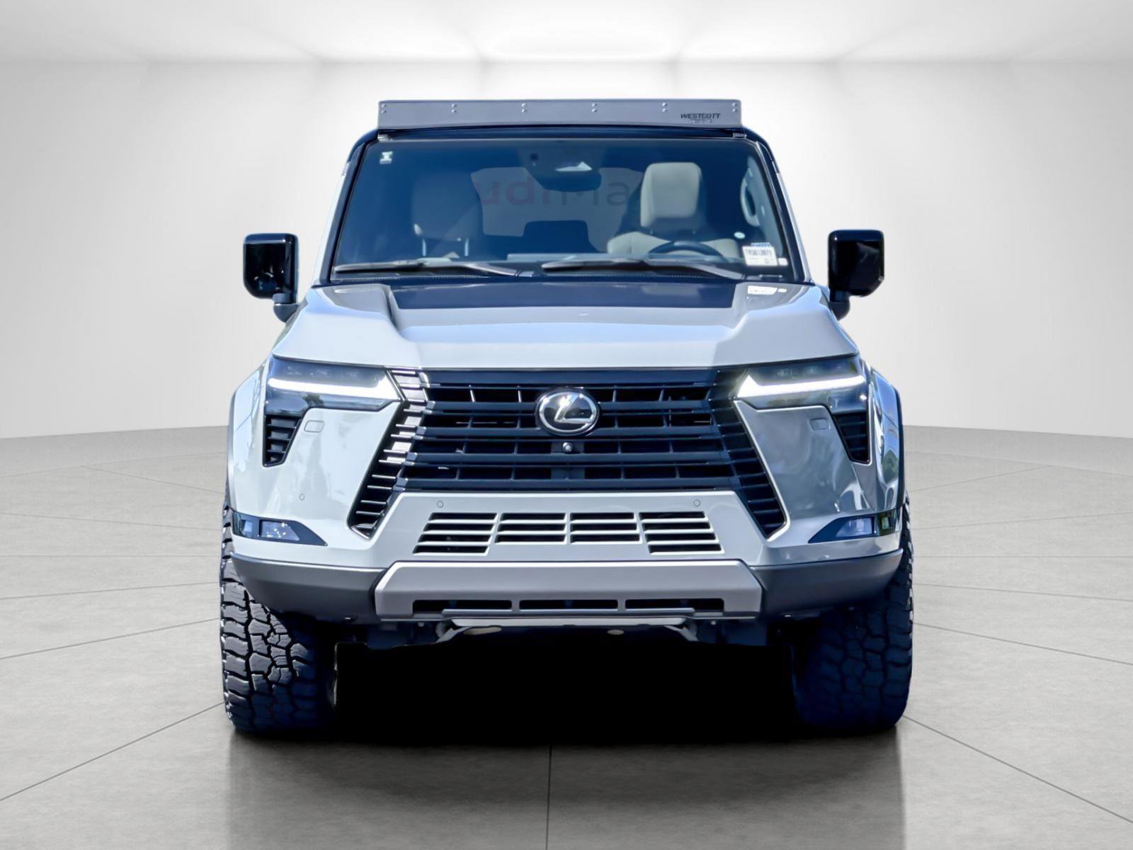 Used 2024 Lexus GX 550 image 8