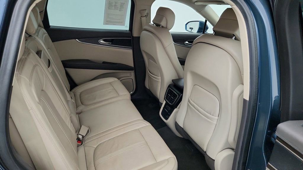 Used 2016 Lincoln MKX Reserve w/ Technology Package image 25