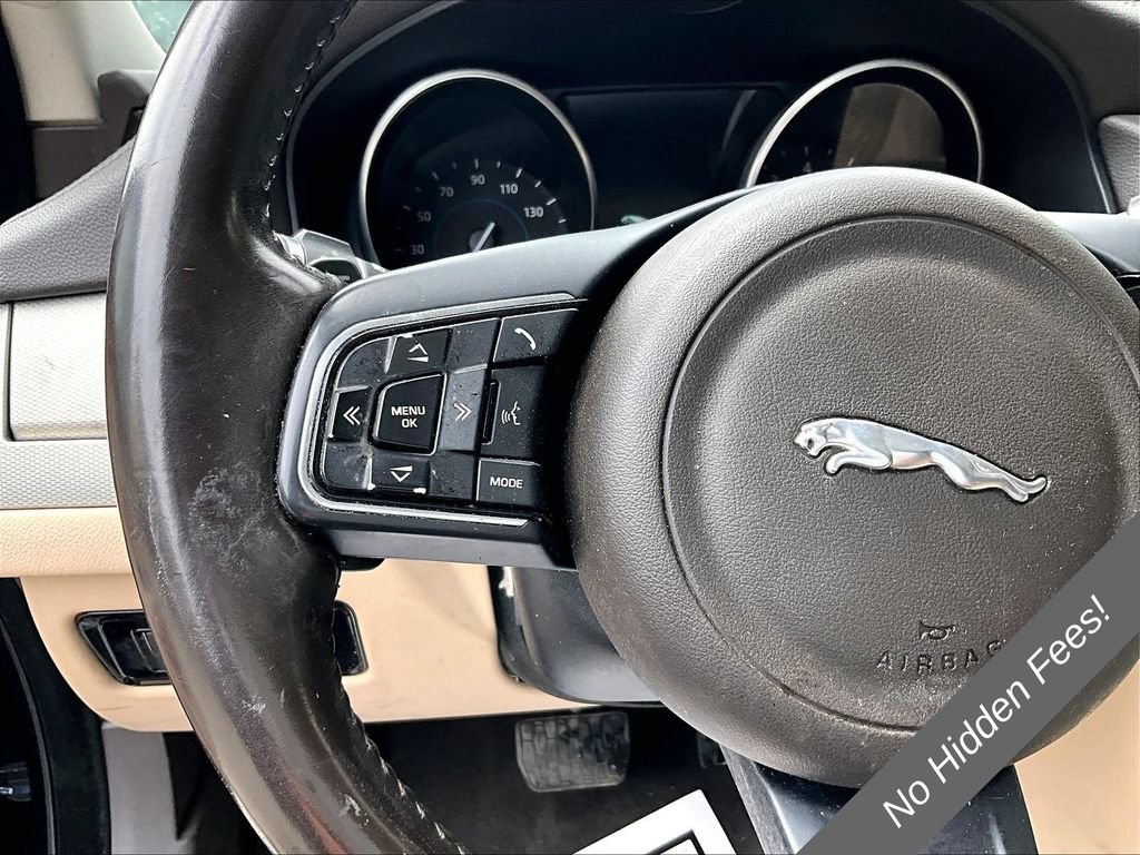Used 2017 Jaguar XF Prestige AWD/4WD image 16