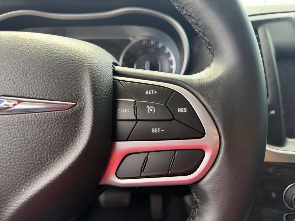 Used 2021 Chrysler 300 Touring w/ Sport Appearance Package RWD image 21