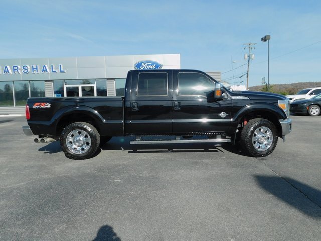 Used 2016 Ford F250 Lariat w/ Lariat Chrome Package image 9