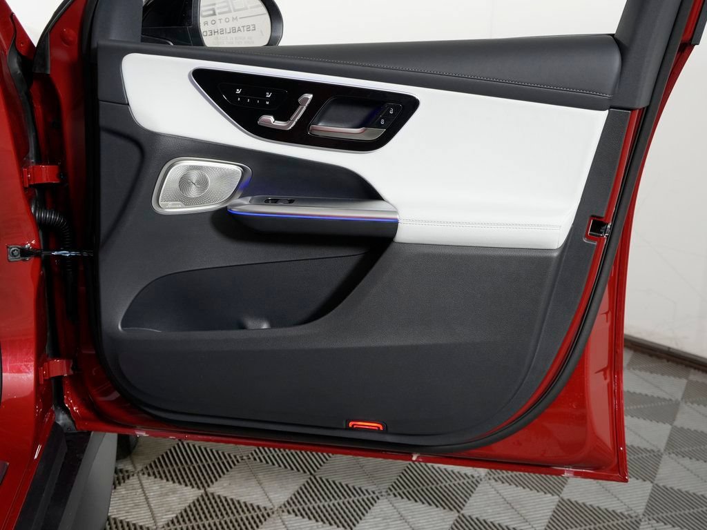 Certified 2026 Mercedes-Benz GLC 300 4MATIC image 30