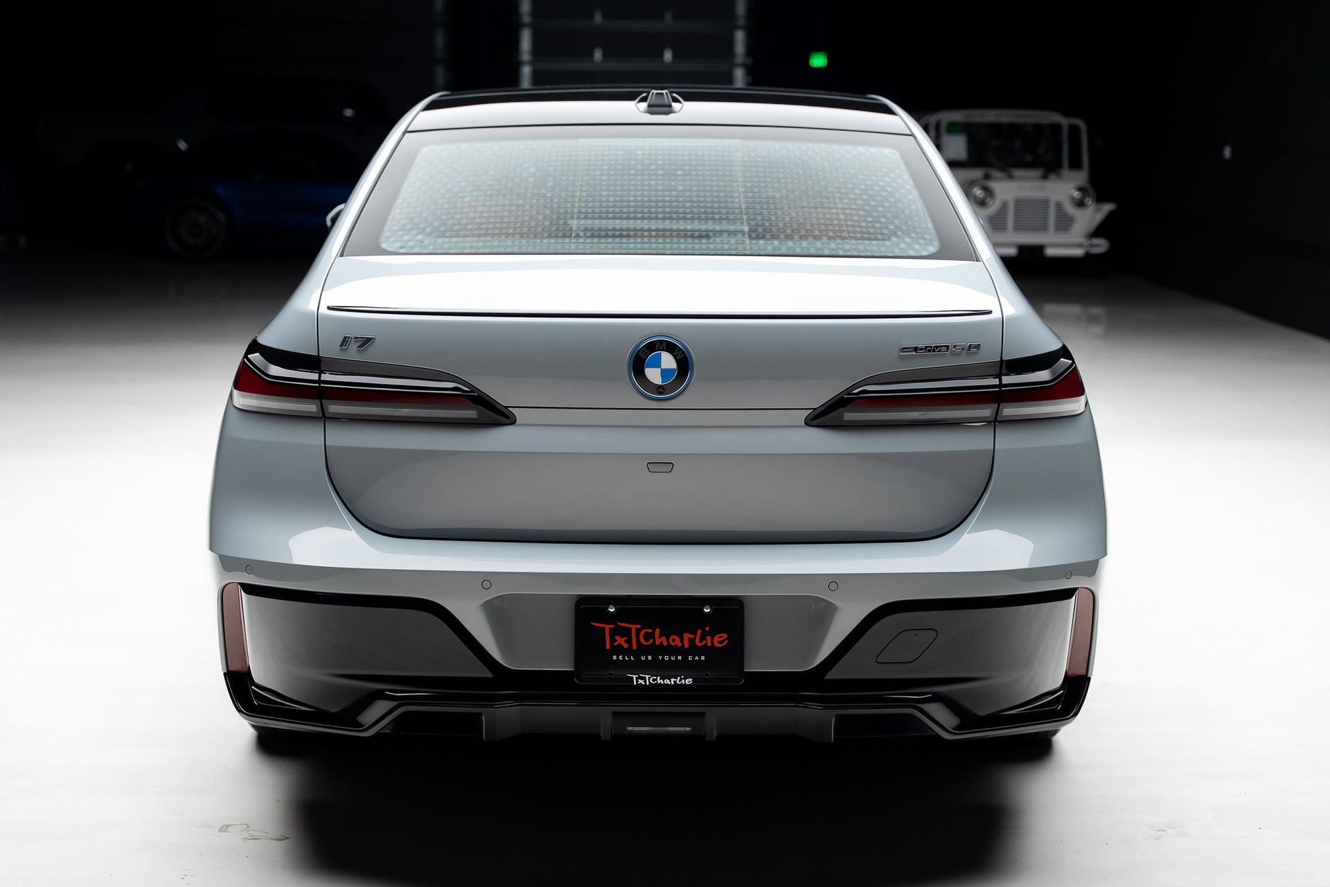 Used 2024 BMW i7 eDrive50 w/ M Sport Package image 25