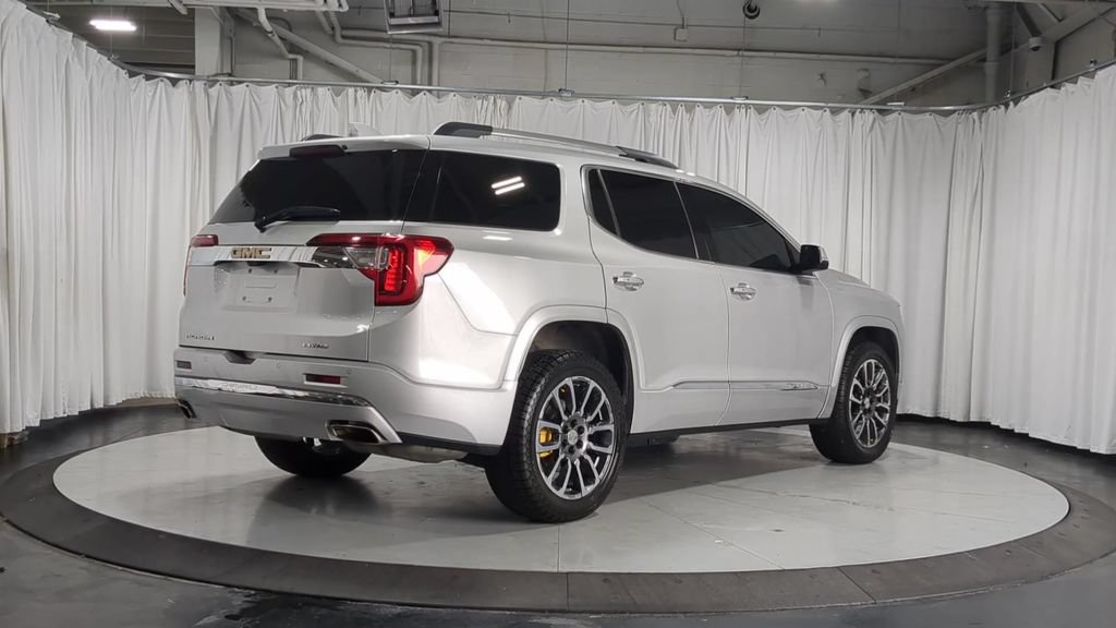 Used 2020 GMC Acadia Denali w/ Technology Package AWD/4WD image 10