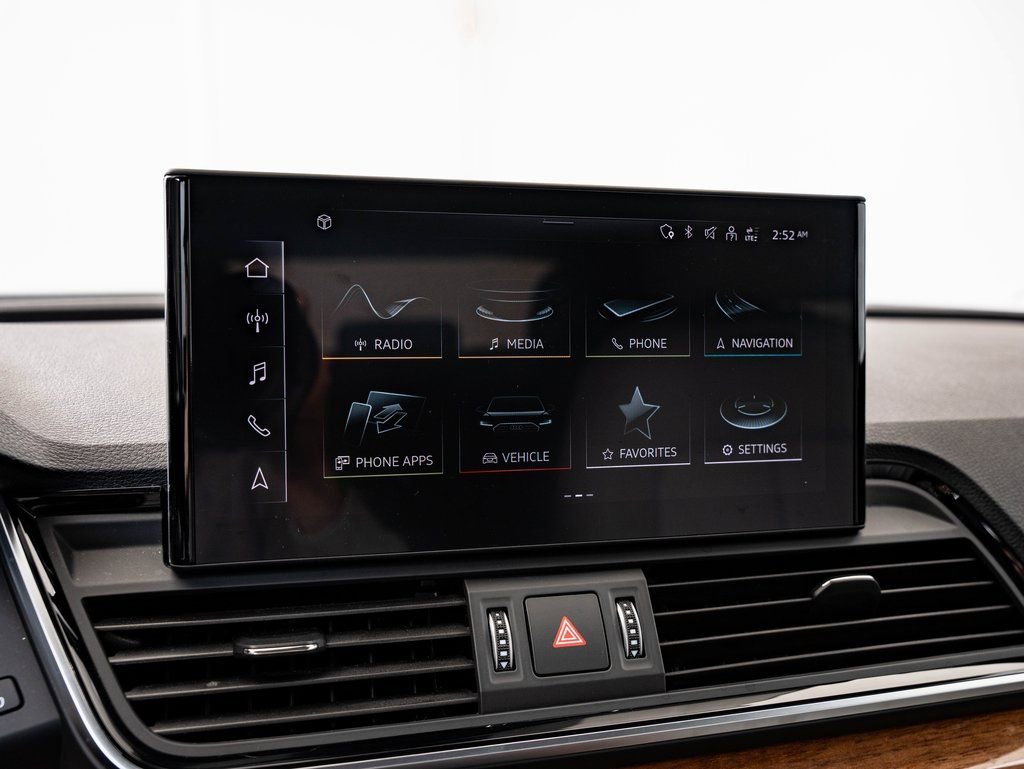 Used 2022 Audi Q5 2.0T Premium w/ Convenience Package image 33