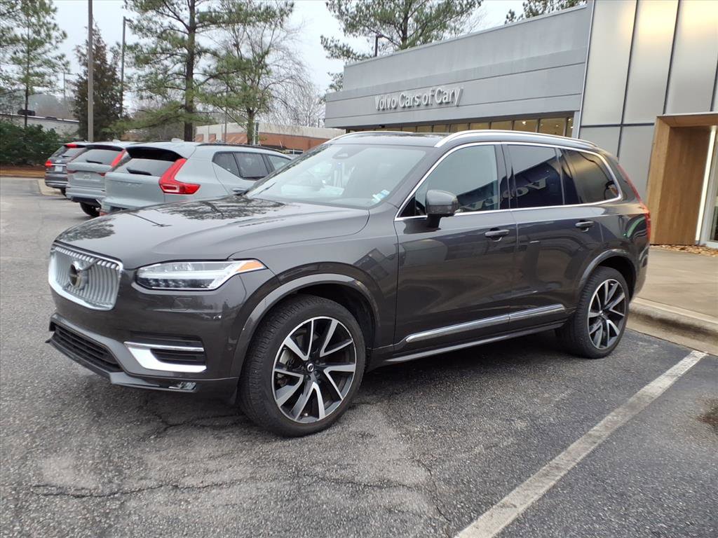 Used 2023 Volvo XC90 B6 Plus image 9