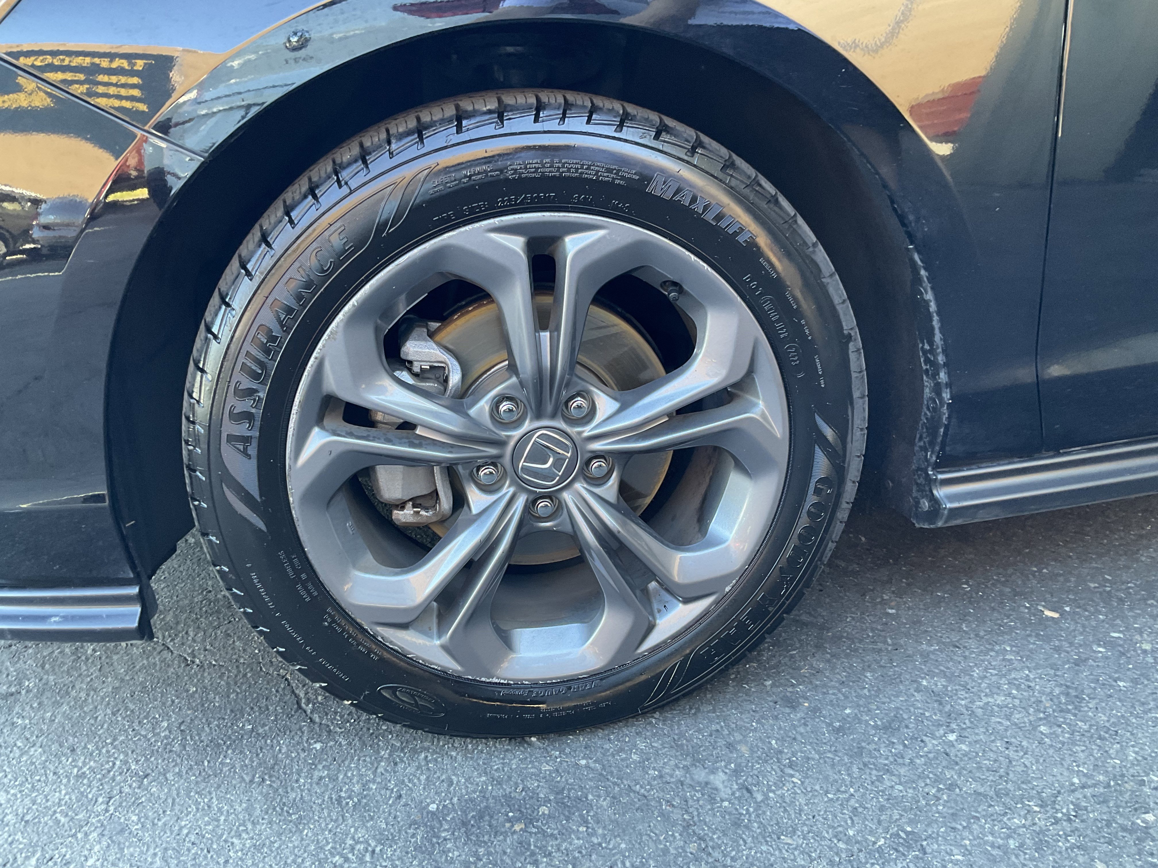 Used 2024 Honda Accord EX image 9
