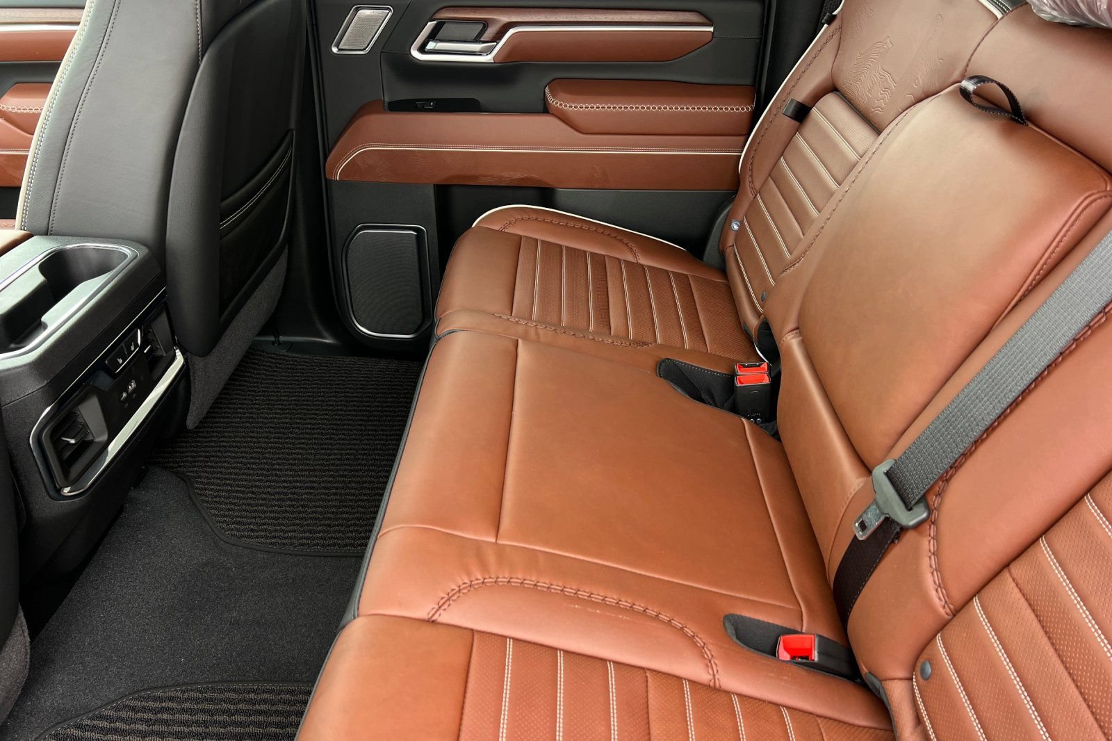 New 2026 GMC Sierra 2500 Denali Ultimate AWD/4WD image 9