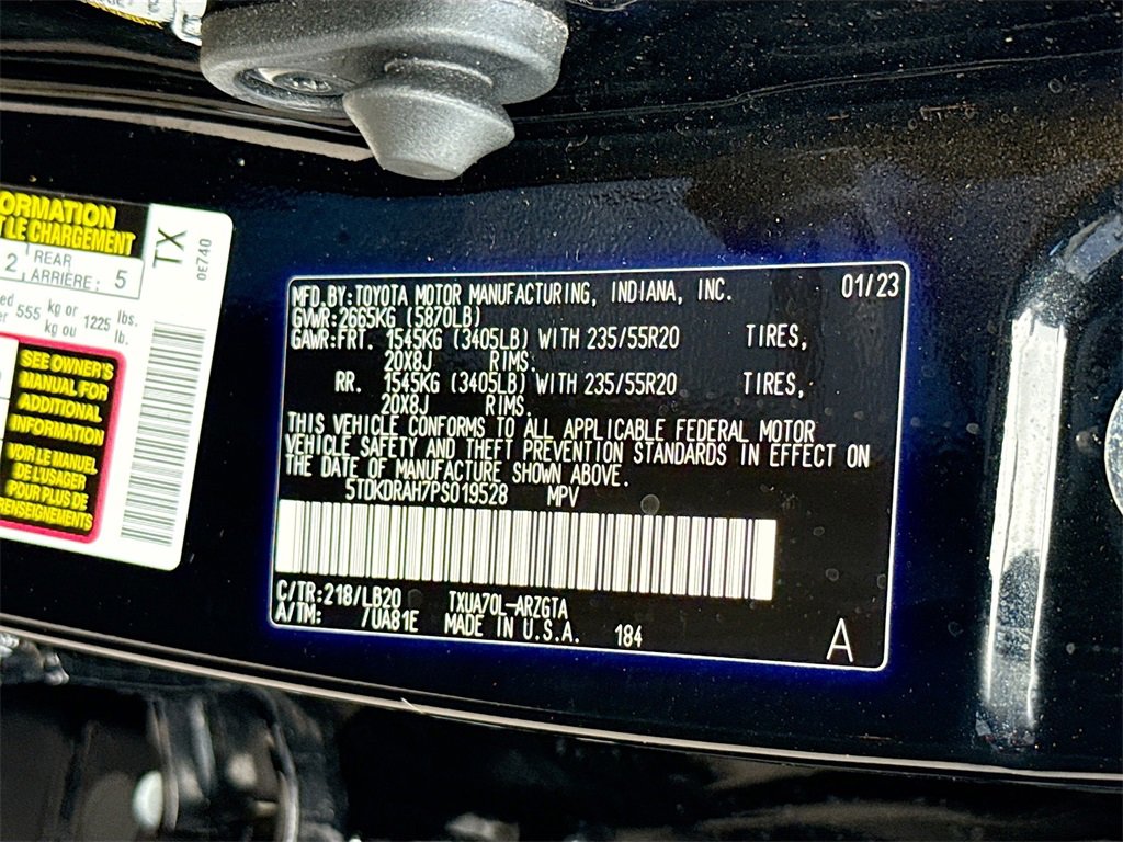 Used 2023 Toyota Highlander XLE image 36