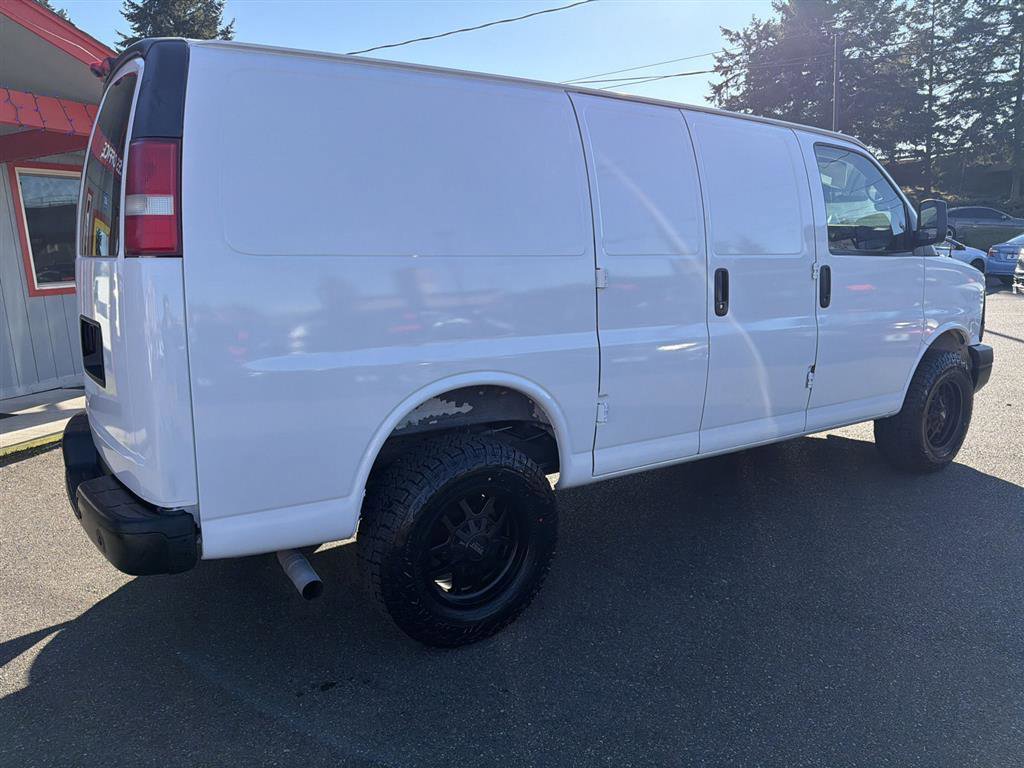 Used 2011 Chevrolet Express 1500 AWD w/ Power Package image 9