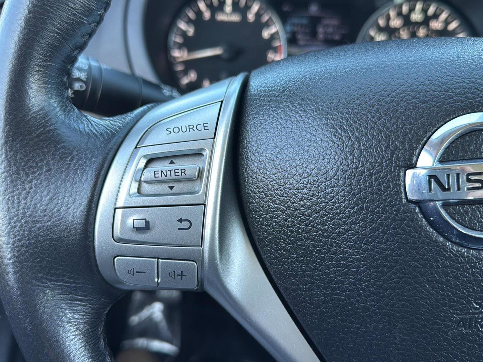 Used 2016 Nissan Altima 2.5 SV image 32