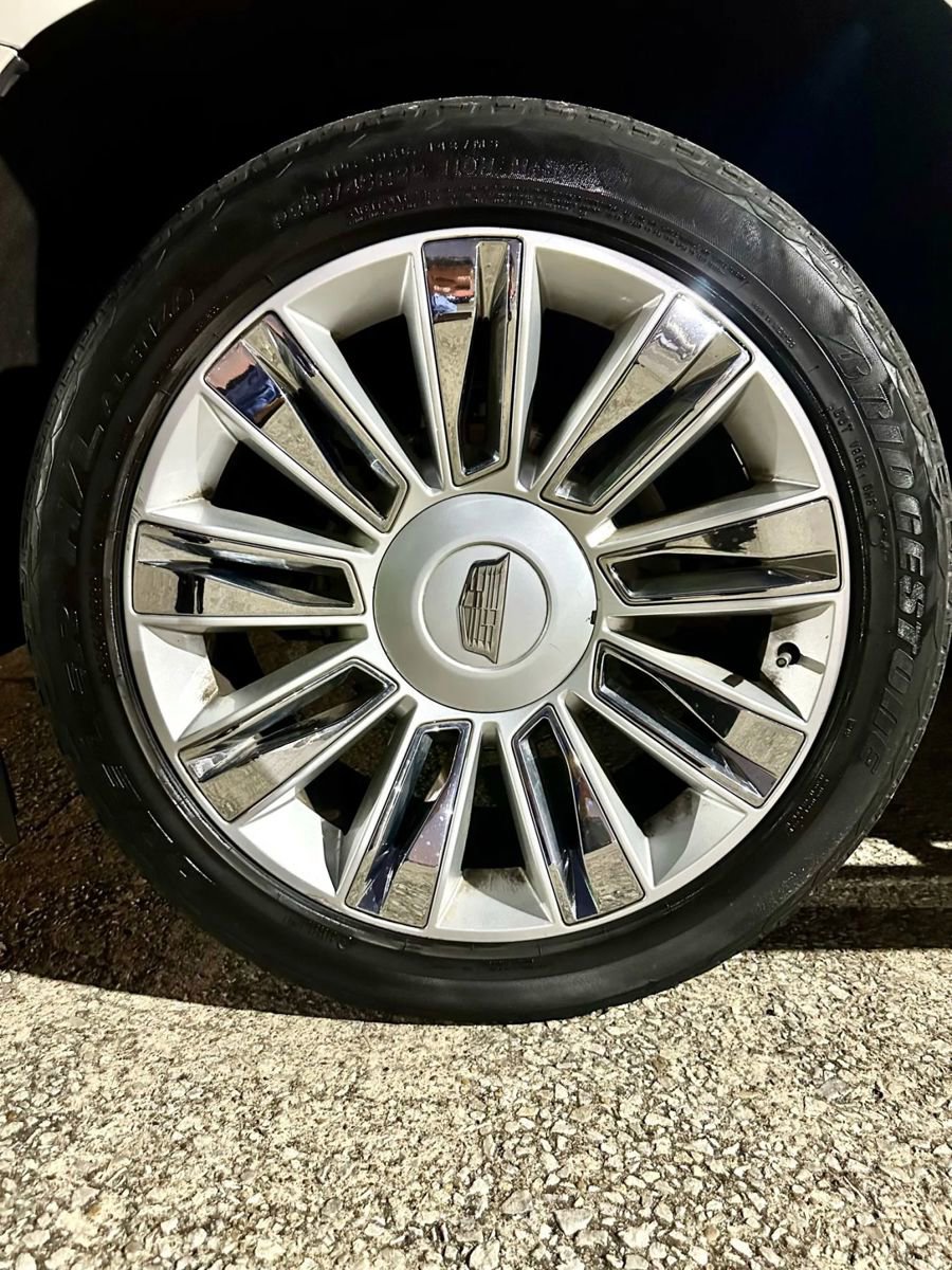 Used 2015 Cadillac Escalade Platinum image 50