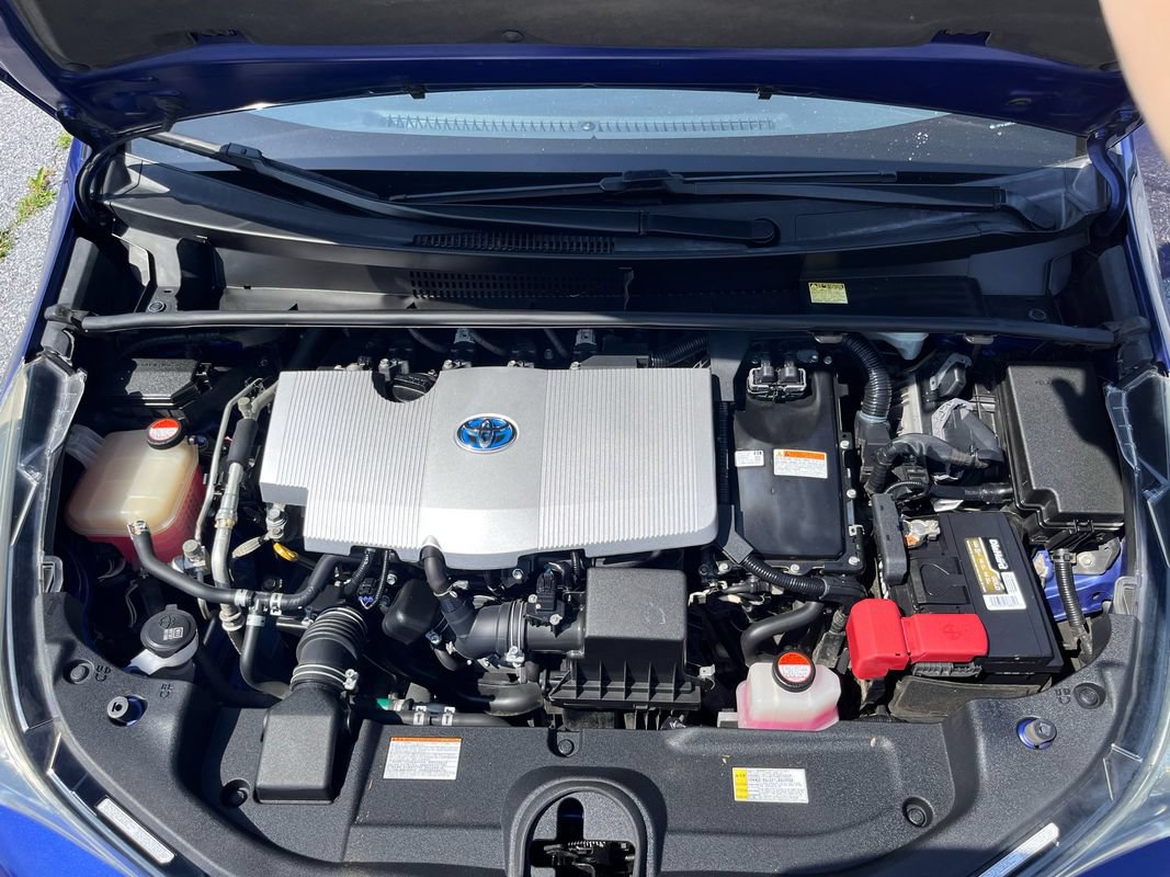 Used 2016 Toyota Prius Three Touring FWD image 24