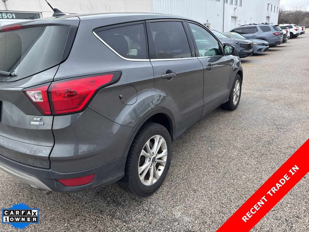 Used 2019 Ford Escape SE image 4