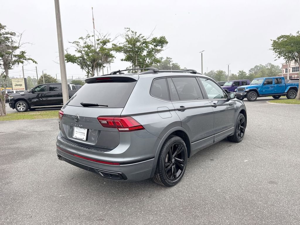 Used 2023 Volkswagen Tiguan SE R-Line FWD image 3