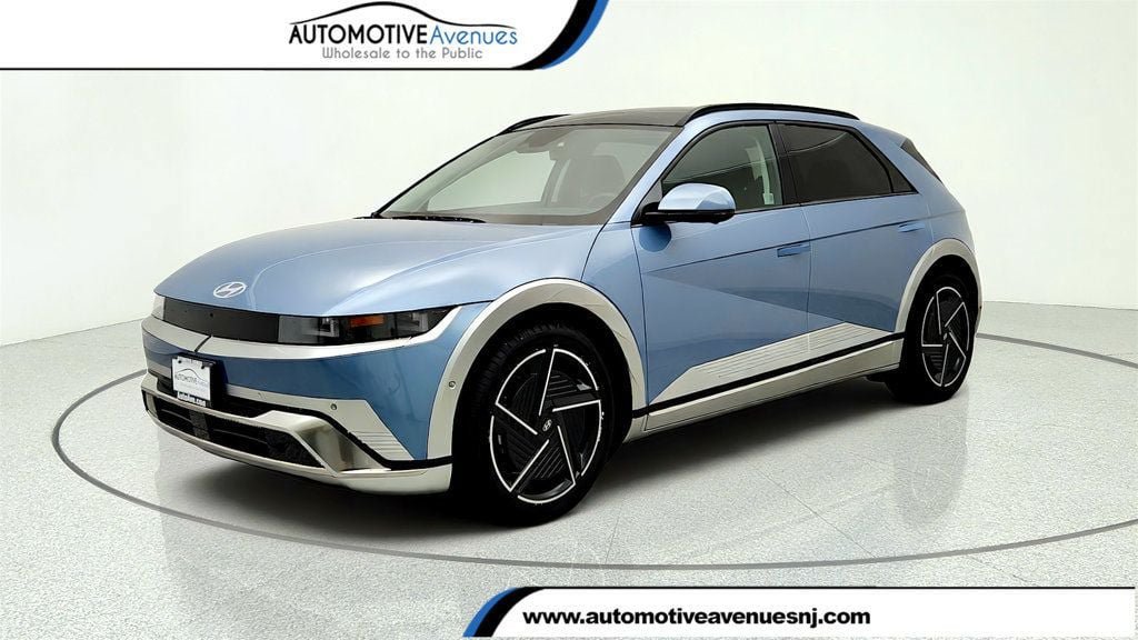 Used 2025 Hyundai Ioniq 5 Limited AWD/4WD image 1