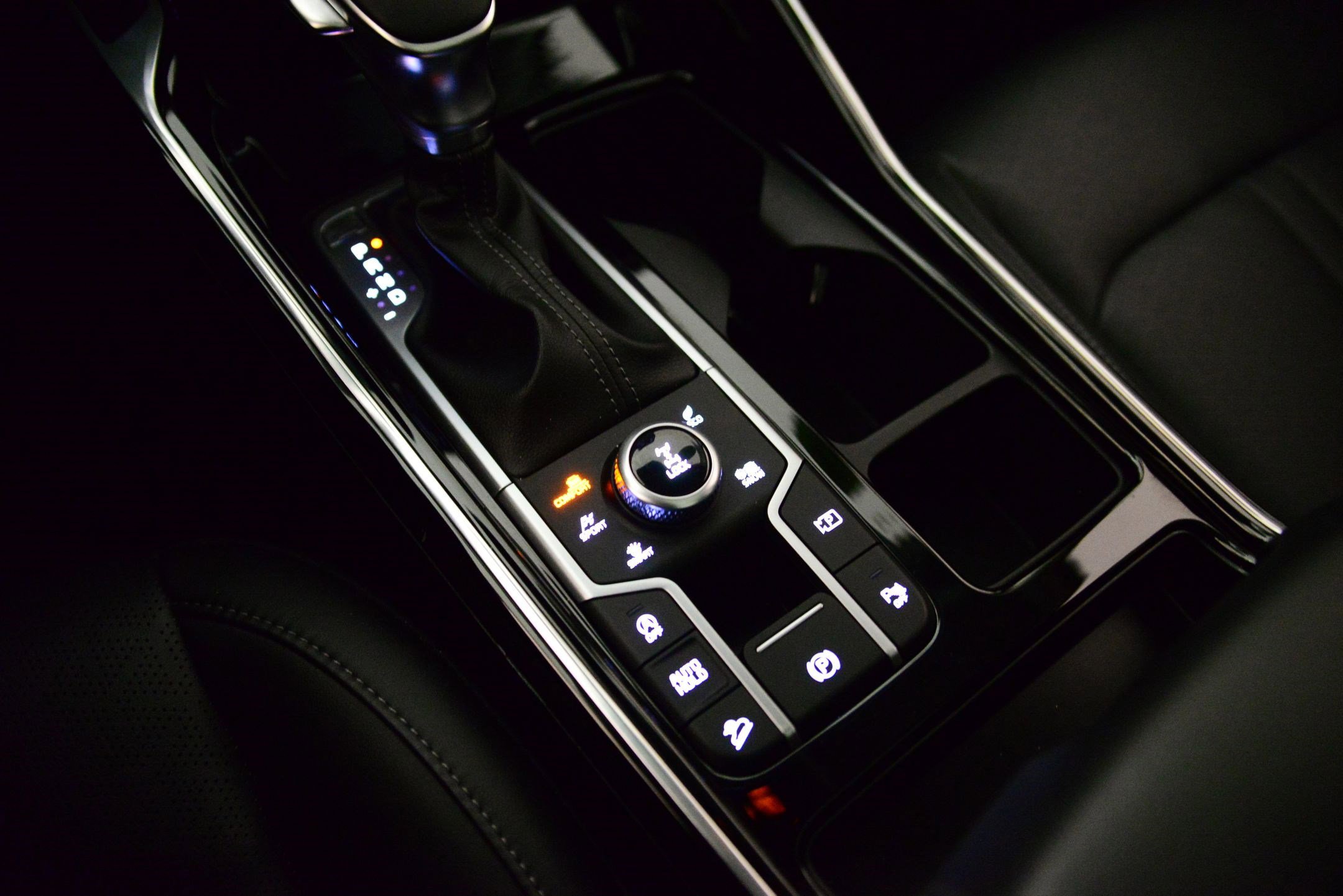 Used 2021 Kia Sorento SX image 29