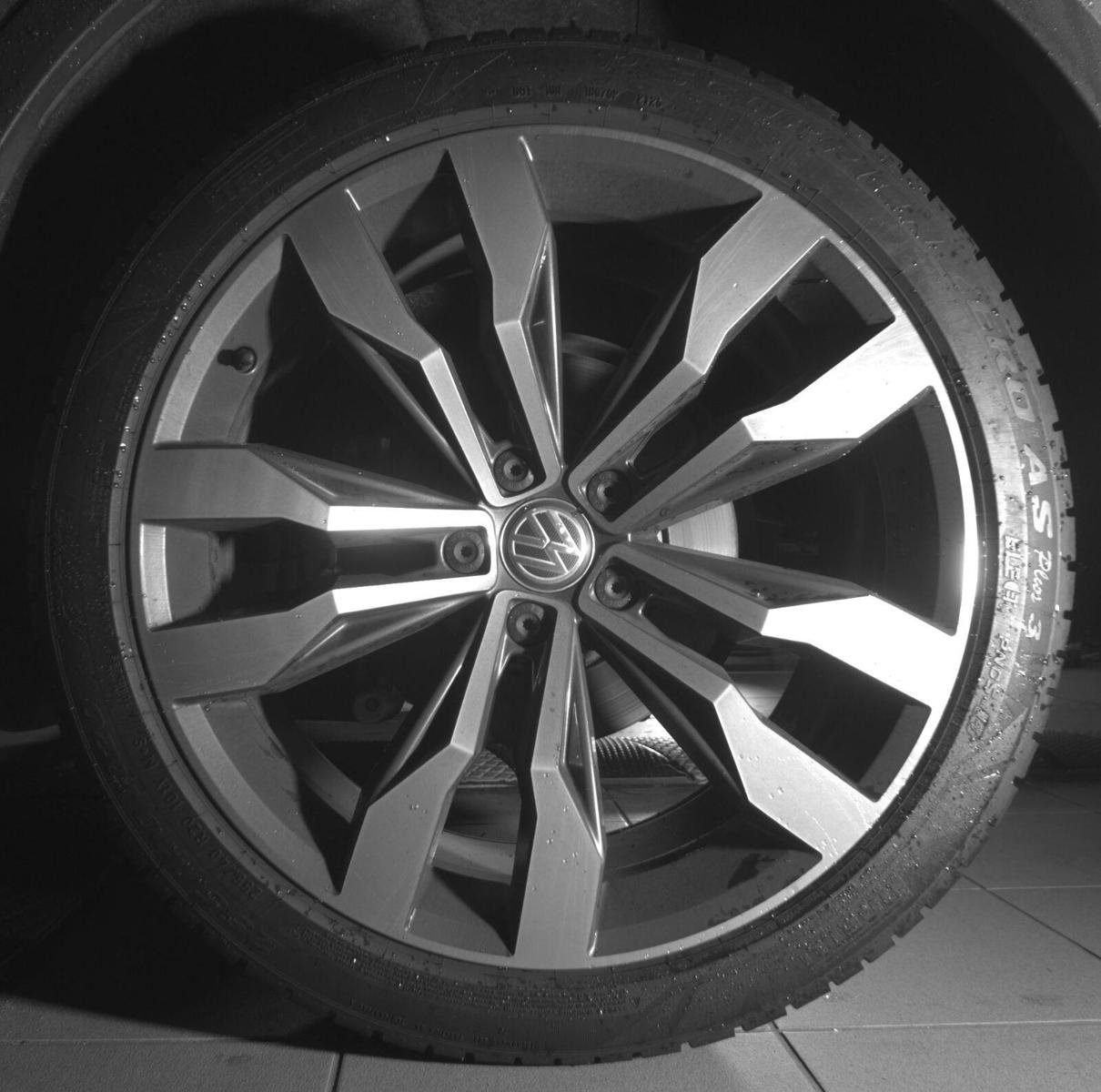 Used 2019 Volkswagen Tiguan S AWD/4WD image 13