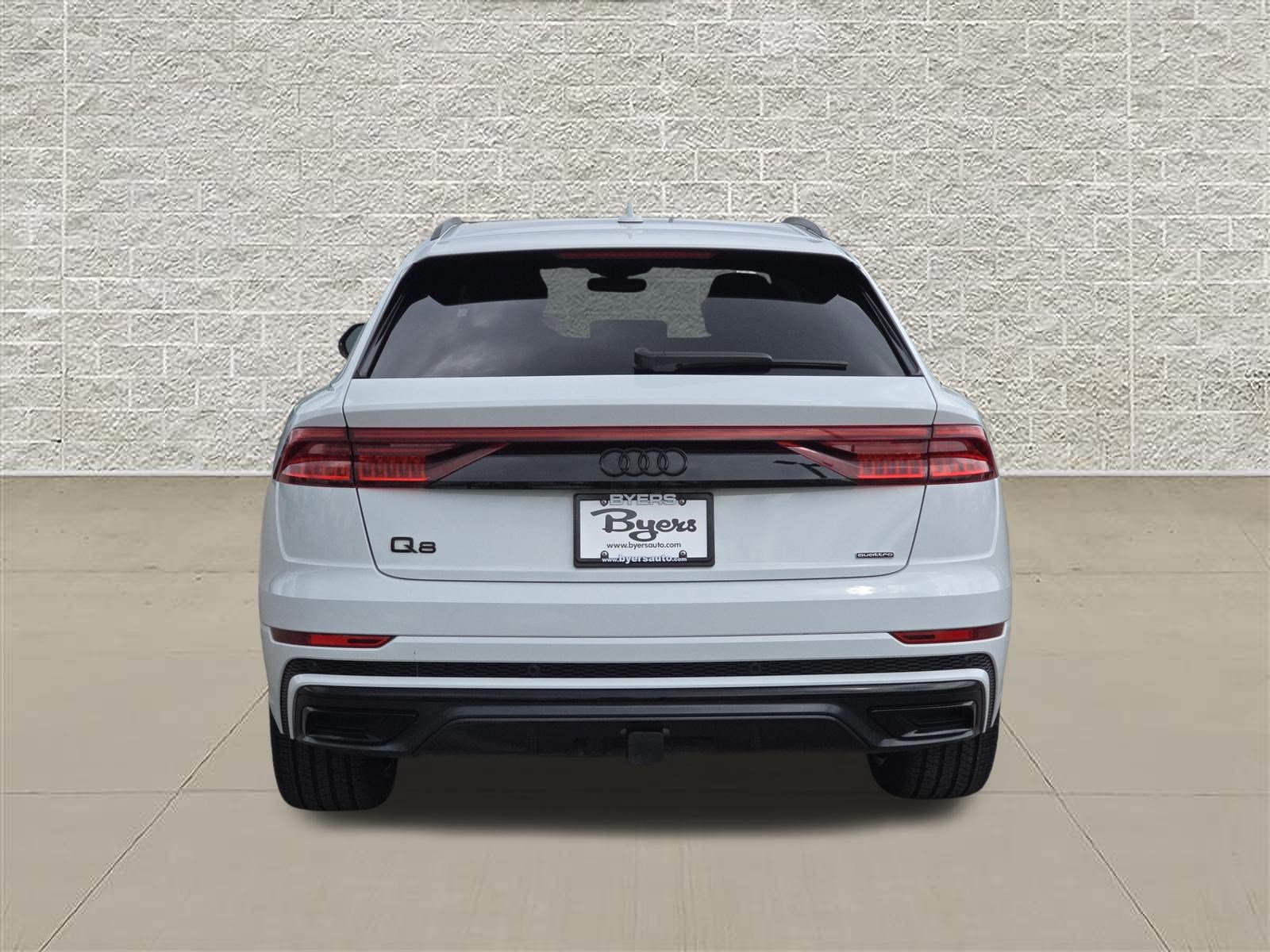 Used 2023 Audi Q8 Premium Plus AWD/4WD image 6