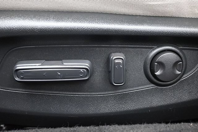 Used 2023 Honda Accord EX image 8