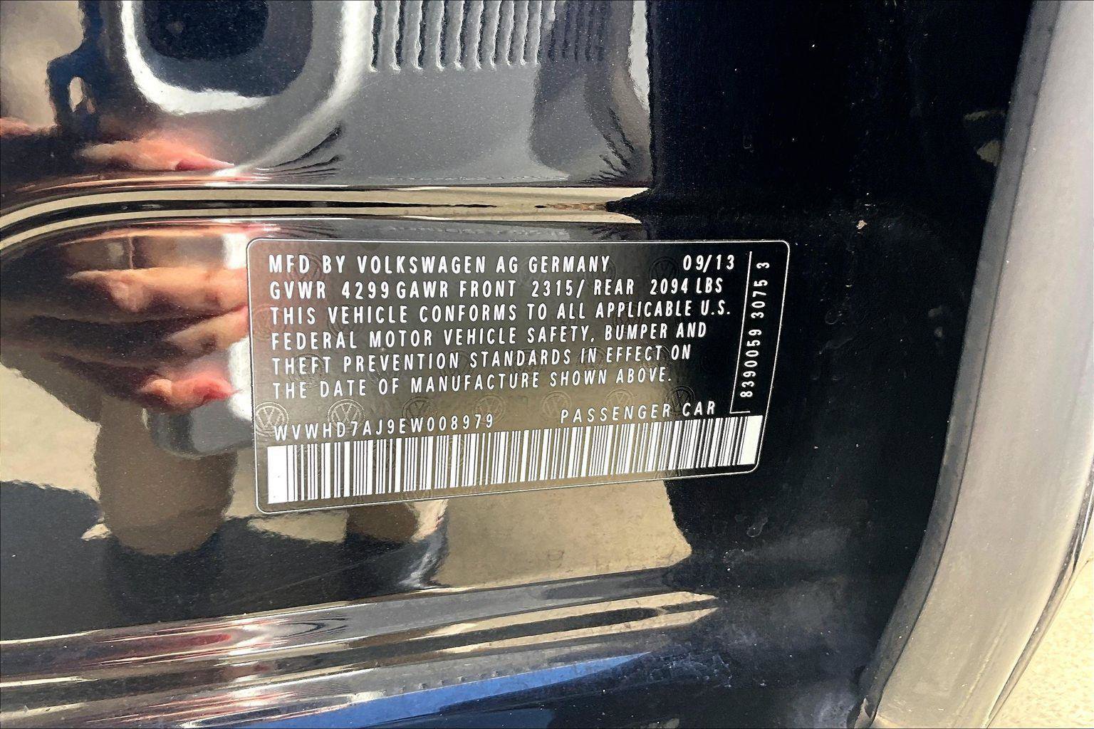 Used 2014 Volkswagen GTI Wolfsburg Edition image 34