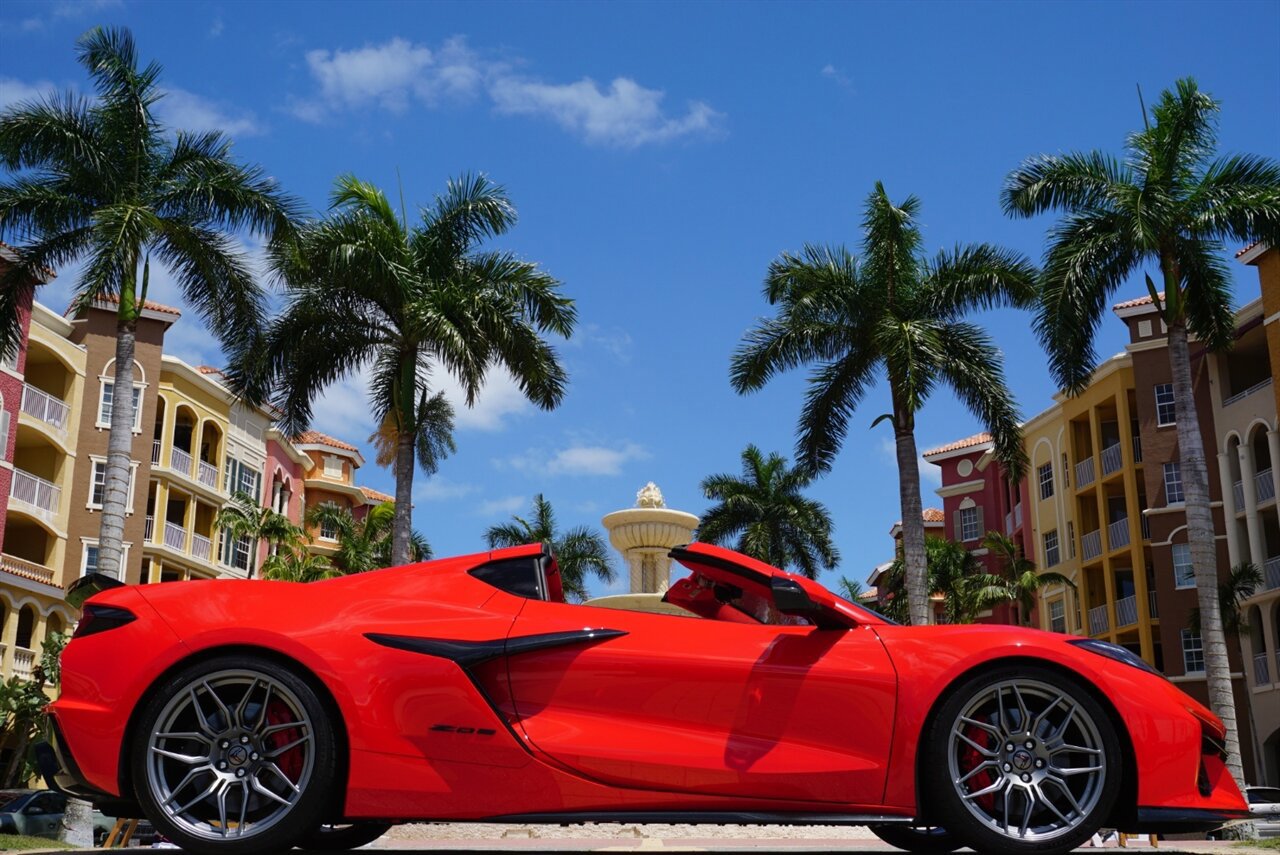 Used 2024 Chevrolet Corvette Z06 w/ Stealth Interior Trim Package image 30