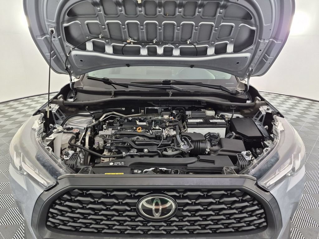 Used 2023 Toyota Corolla Cross L FWD image 39