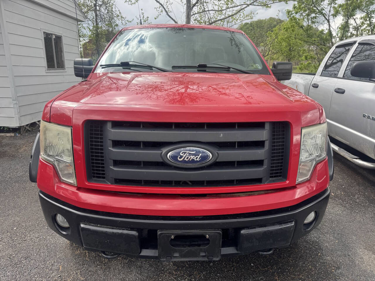 Used 2010 Ford F150 STX AWD/4WD image 5