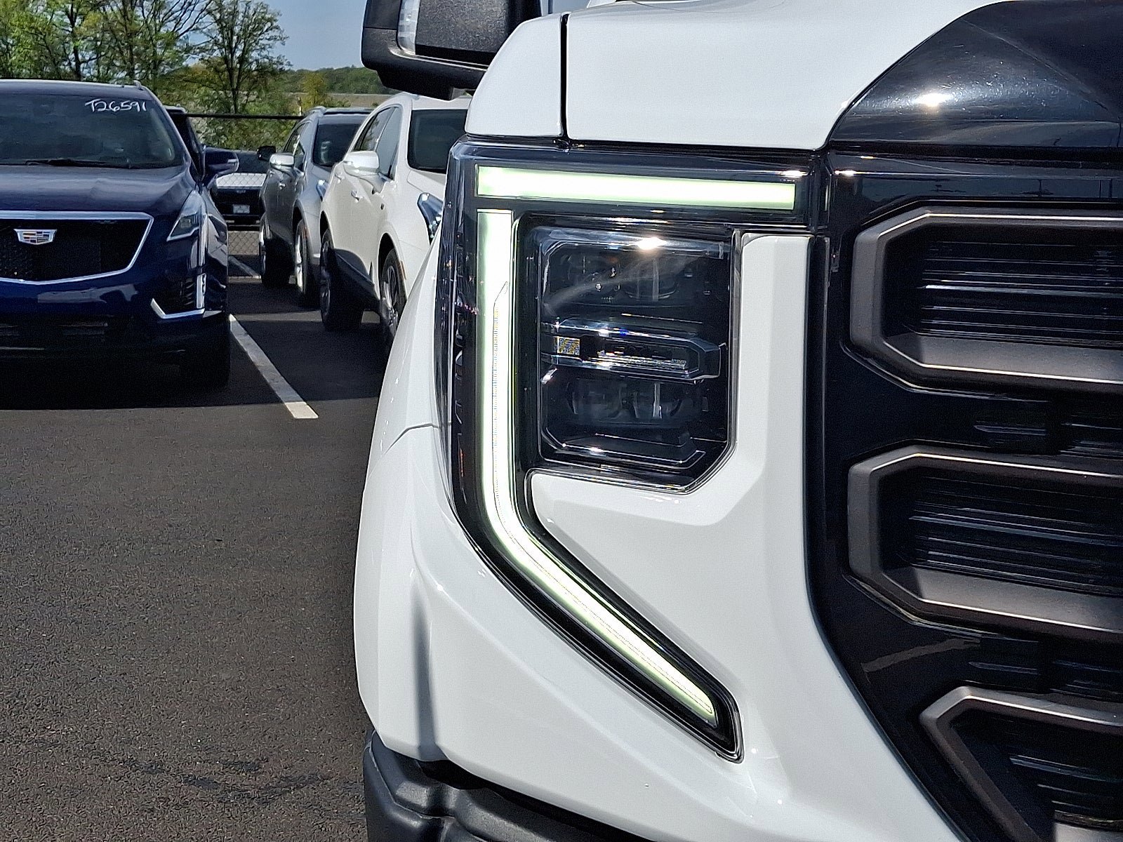 Used 2024 GMC Sierra 1500 AT4X w/ AT4X AEV Edition AWD/4WD image 9