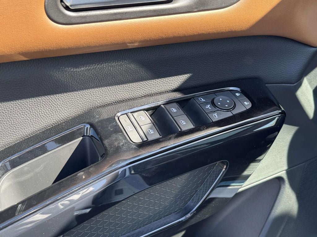 New 2026 Nissan Pathfinder Platinum AWD/4WD image 32