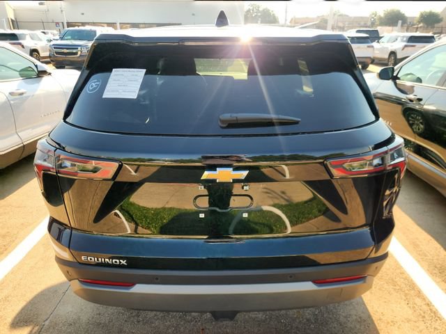 Used 2026 Chevrolet Equinox LT FWD image 5