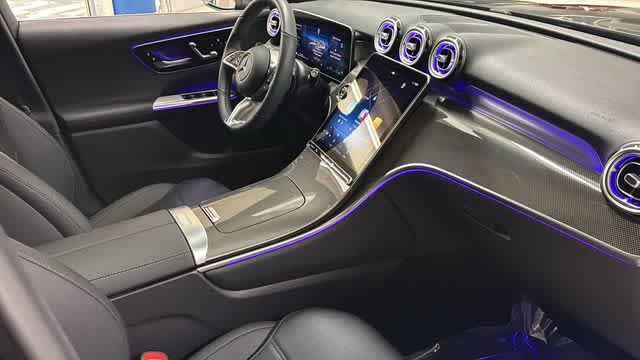 Used 2026 Mercedes-Benz GLC 300 4MATIC image 34