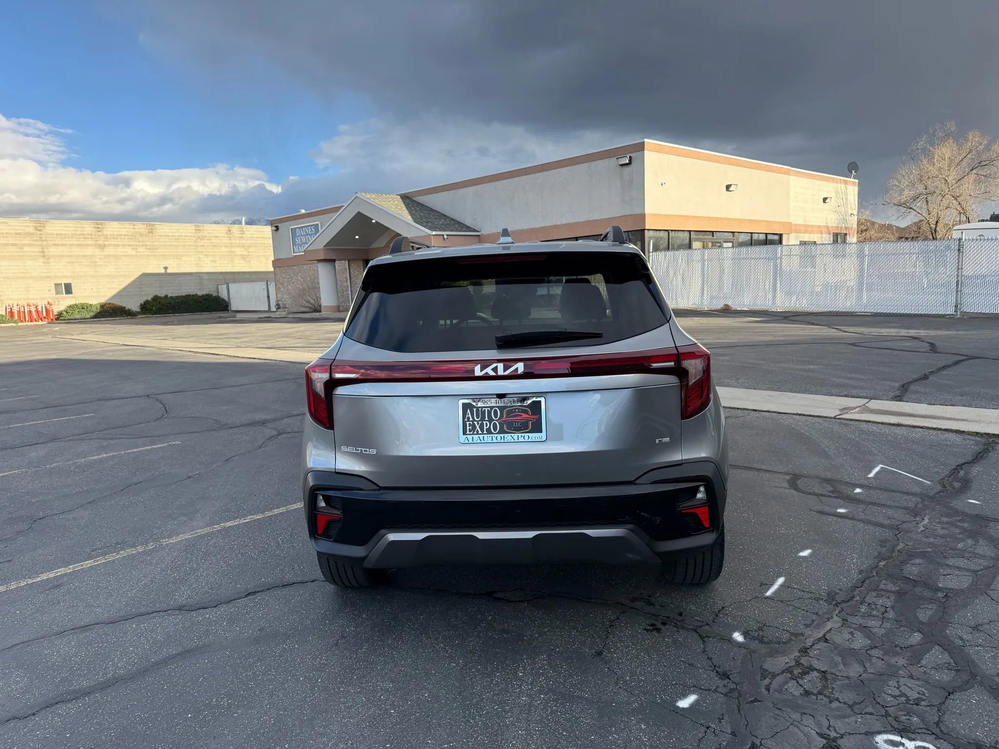 Used 2024 Kia Seltos X-Line image 6