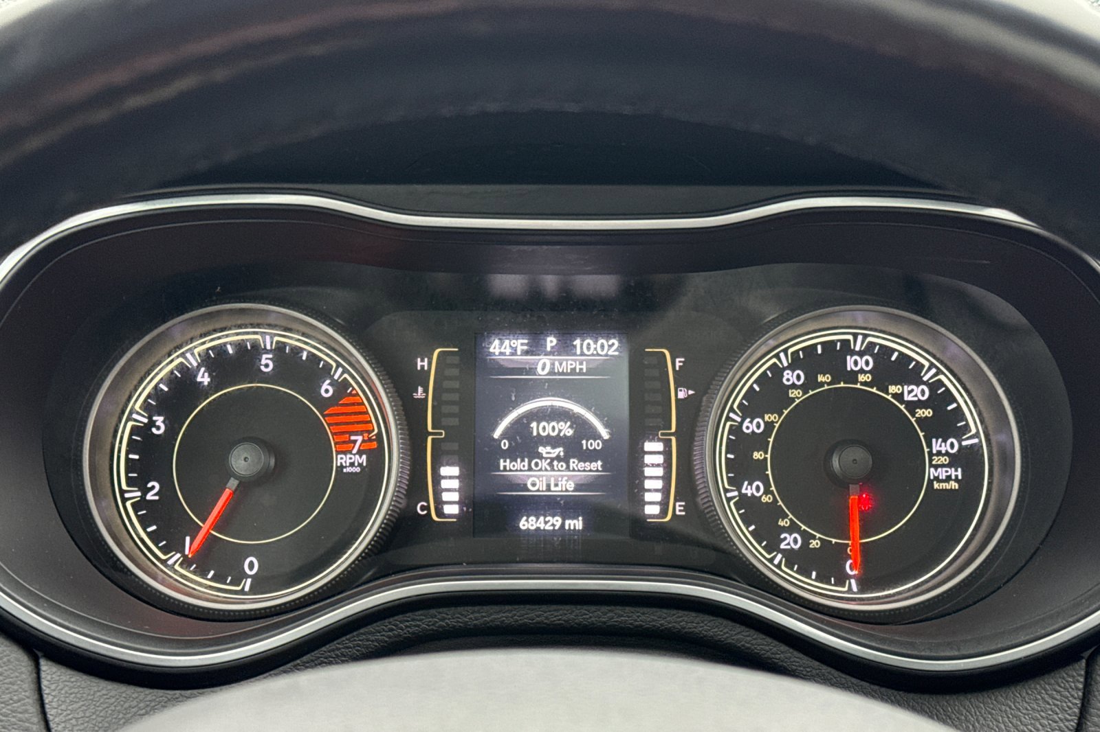 Used 2020 Jeep Cherokee Latitude Plus w/ Comfort/Convenience Group image 24